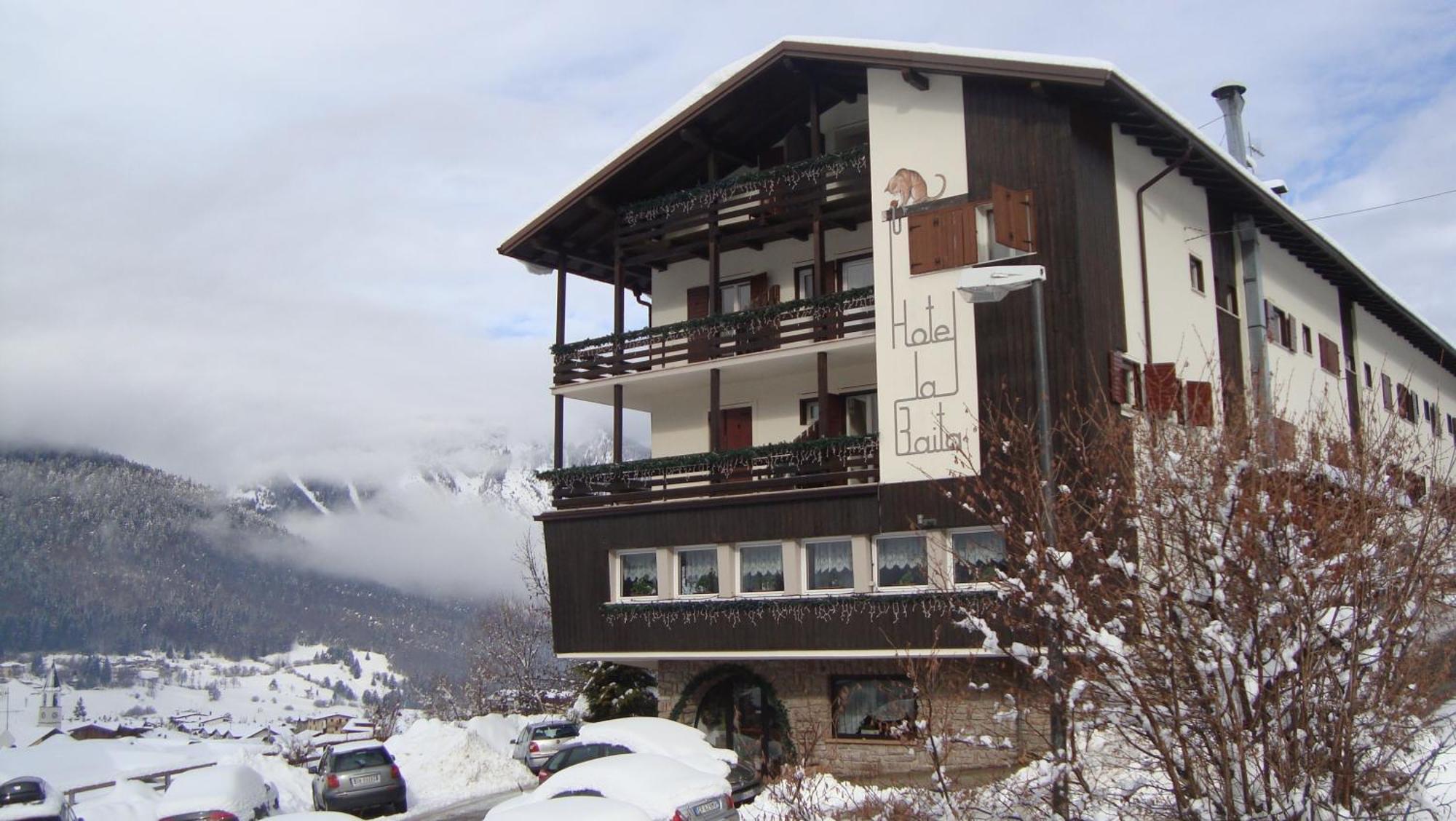 Hotel La Baita Андало Экстерьер фото