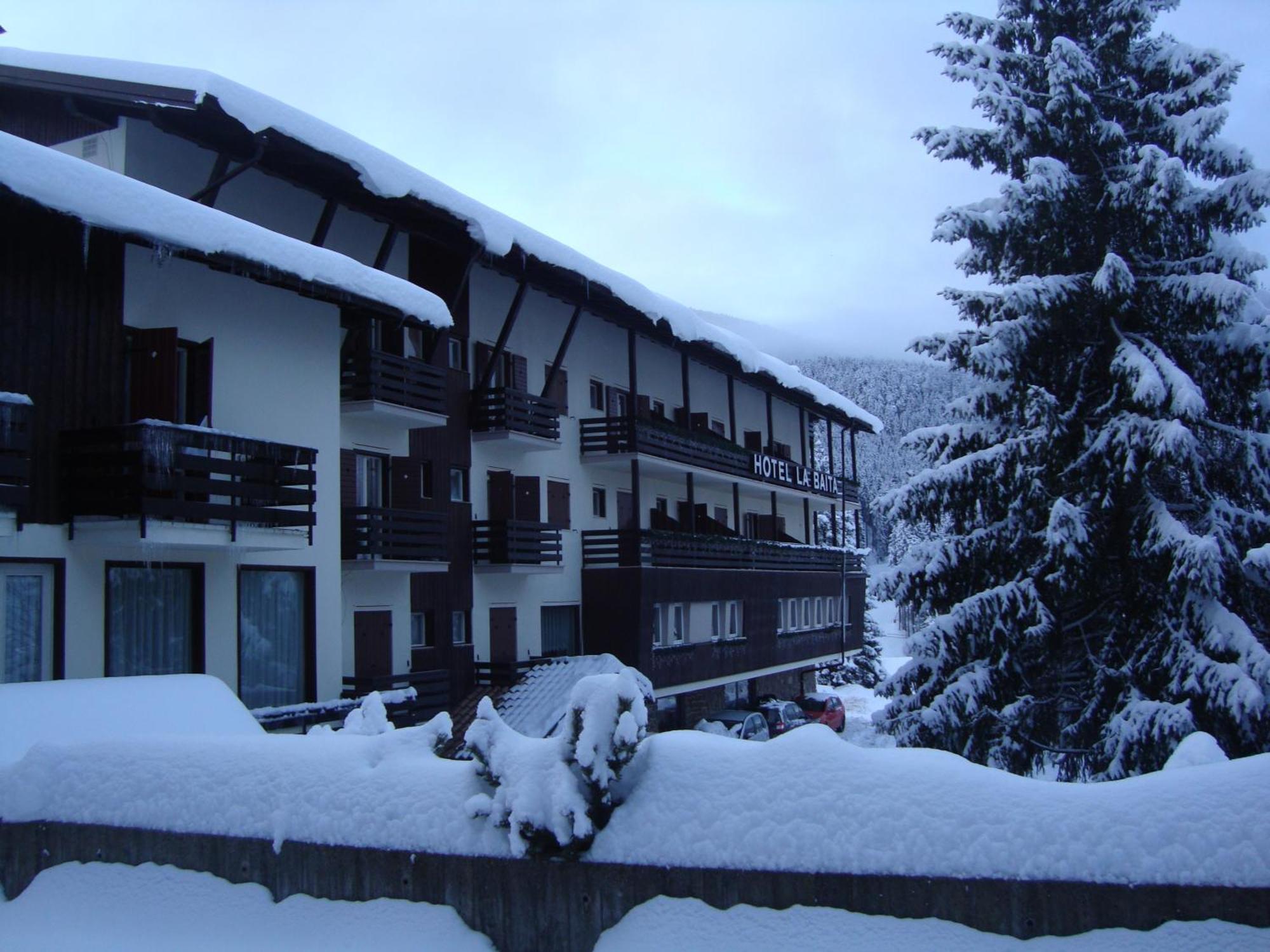 Hotel La Baita Андало Экстерьер фото